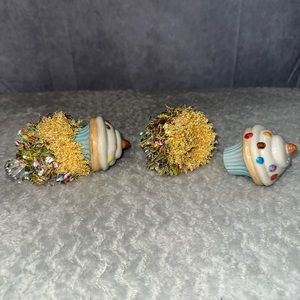 Decorative Ceramic Cupcake Salt Pepper Shakers Craft Jewels Pom Pom